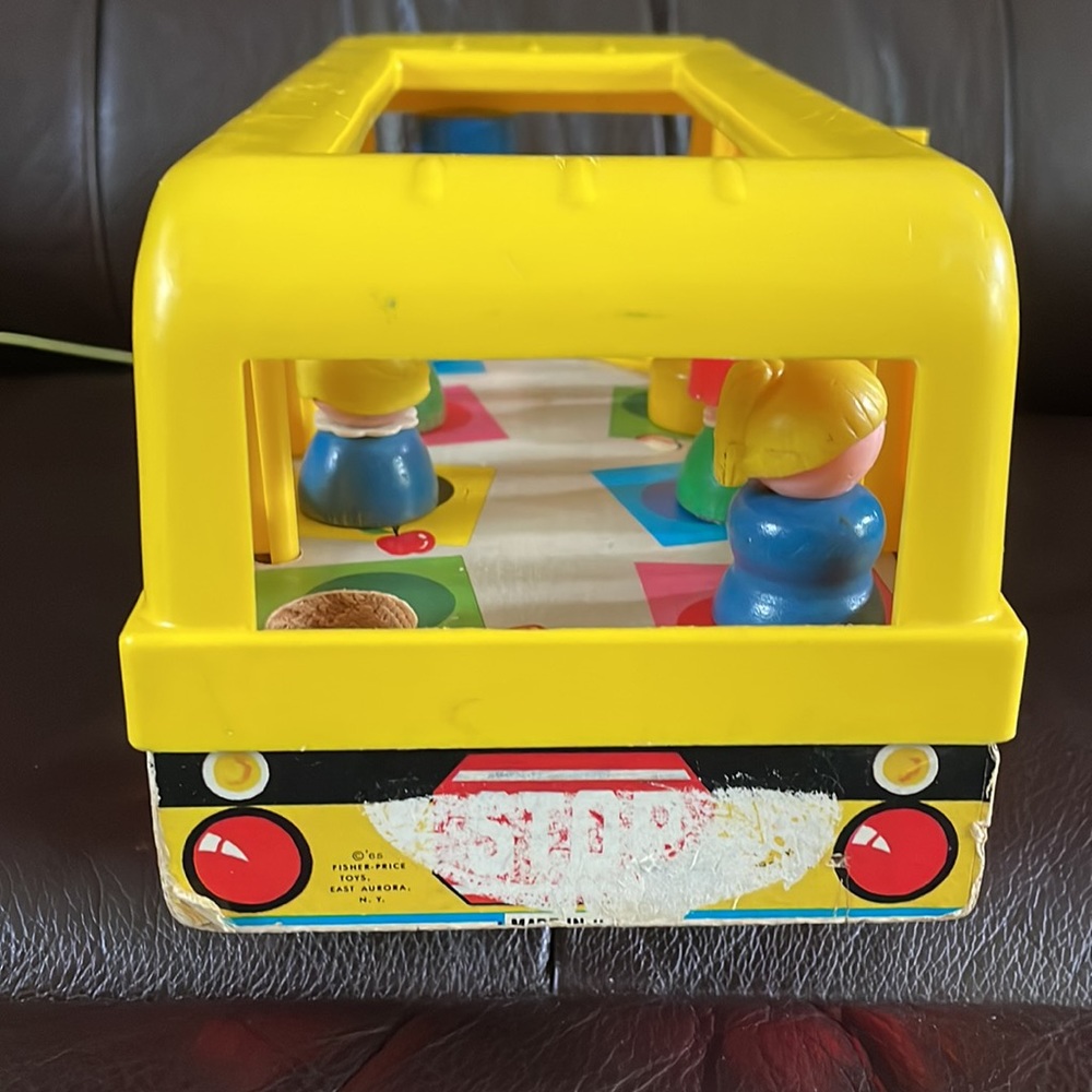 Vintage Fisher Price school bus. - Picture 6 of 7
